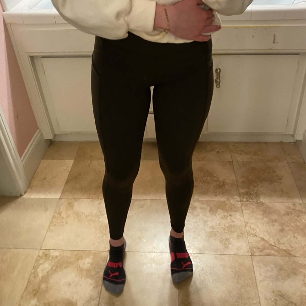 Dark Green Lululemon leggings 6